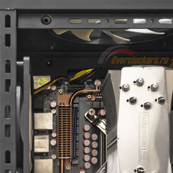 350x350  30 KB. Big one: 1000x1000  175 KB