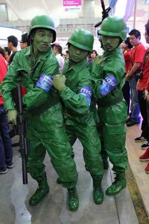 300x450  32 KB. Big one: 1000x1500  192 KB