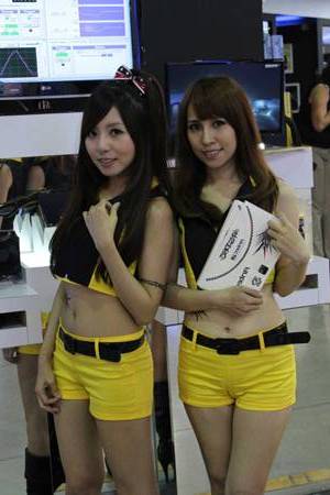 300x450  29 KB. Big one: 1000x1500  128 KB