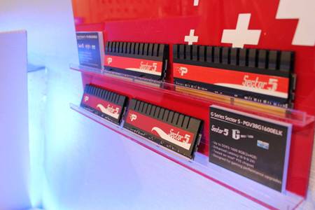 450x300  25 KB. Big one: 1500x1000  87 KB