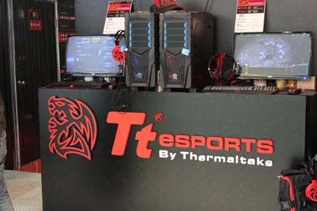 450x300  28 KB. Big one: 1500x1000  126 KB