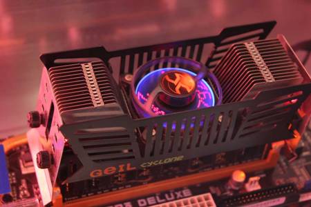 450x300  29 KB. Big one: 1500x1000  96 KB