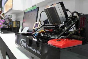 300x200  19 KB. Big one: 1500x1000  118 KB