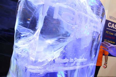 450x300  29 KB. Big one: 1500x1000  127 KB