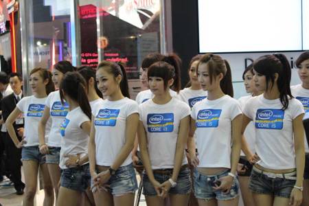 450x300  33 KB. Big one: 1500x1000  119 KB