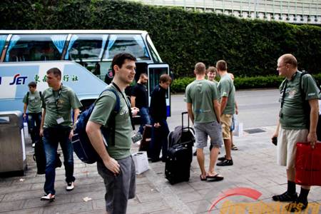 450x300  38 KB. Big one: 1500x1000  168 KB