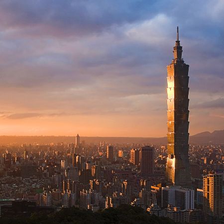 450x450  34 KB. Big one: 1024x1024  138 KB