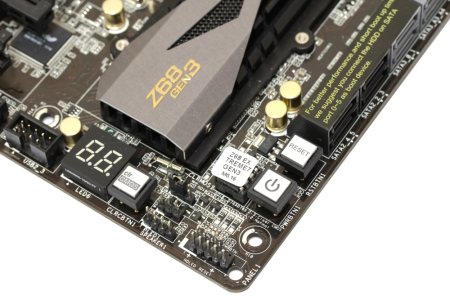 450x300  42 KB. Big one: 1000x667  127 KB