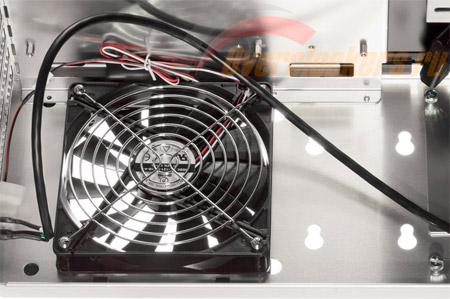 450x299  47 KB. Big one: 771x513  127 KB