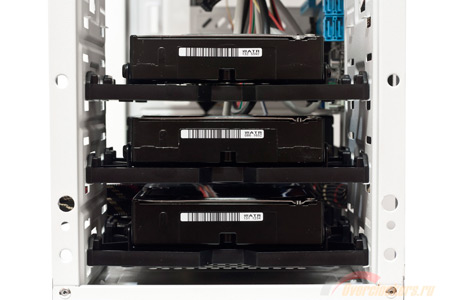 450x300  35 KB. Big one: 1500x1000  229 KB