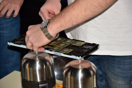 450x300  57 KB. Big one: 1500x1000  210 KB