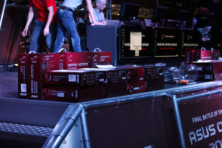 450x300  65 KB. Big one: 1500x1000  220 KB