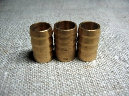 450x338  49 KB. Big one: 640x480  78 KB