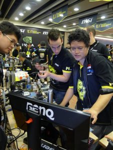 225x300  35 KB. Big one: 750x1000  171 KB