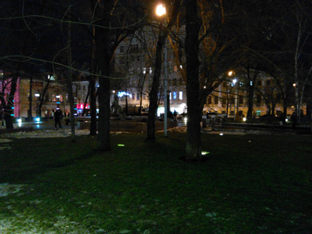 450x338  85 KB. Big one: 4096x3072  1665 KB