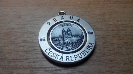 450x253  23 KB. Big one: 4864x2736  3640 KB