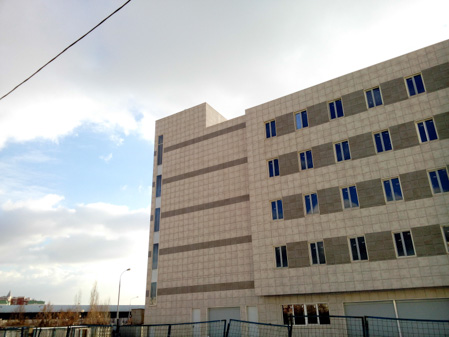 449x337  54 KB. Big one: 3264x2448  1885 KB