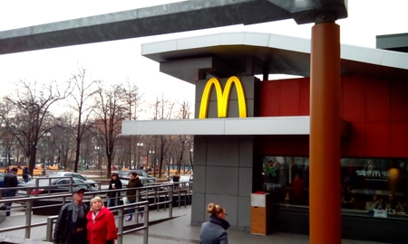 450x270  110 KB. Big one: 1280x768  181 KB