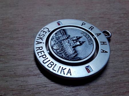 450x337  34 KB. Big one: 3264x2448  2052 KB