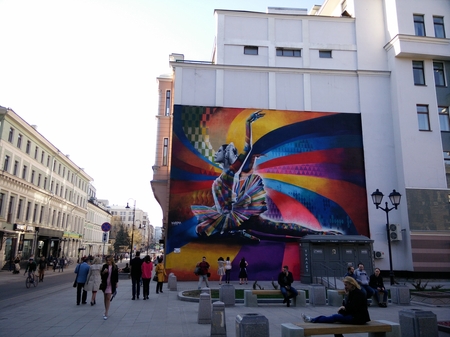 450x337  135 KB. Big one: 4160x3120  3390 KB