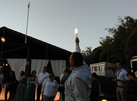 450x334  114 KB. Big one: 4224x3136  2784 KB