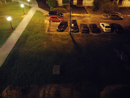 450x338  130 KB. Big one: 4160x3120  3388 KB