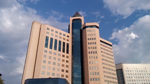 300x169  14 KB. Big one: 3328x1872  1173 KB