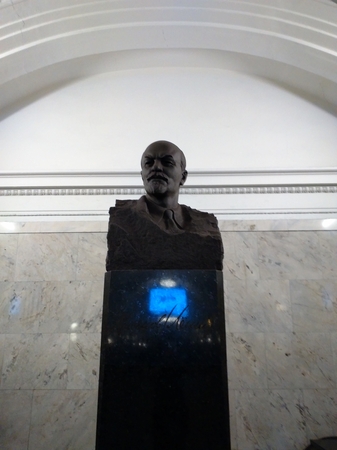 337x450  104 KB. Big one: 3096x4128  2421 KB