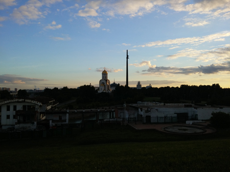 450x338  110 KB. Big one: 4160x3120  3098 KB