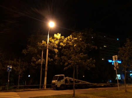 450x337  118 KB. Big one: 4608x3456  2839 KB