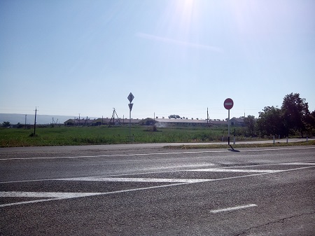 450x337  95 KB. Big one: 4096x3072  3127 KB