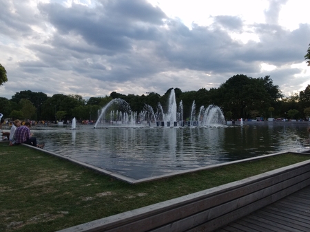 450x337  134 KB. Big one: 3264x2448  1270 KB