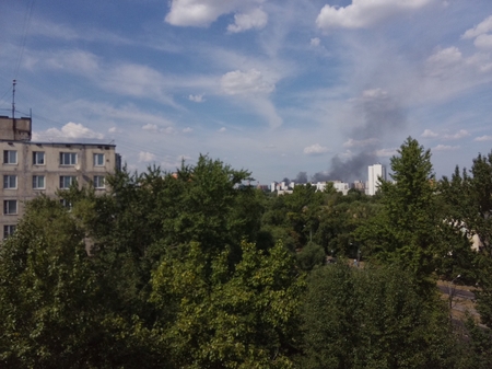 450x337  143 KB. Big one: 3264x2448  1295 KB