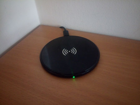 450x338  15 KB. Big one: 4096x3072  1730 KB