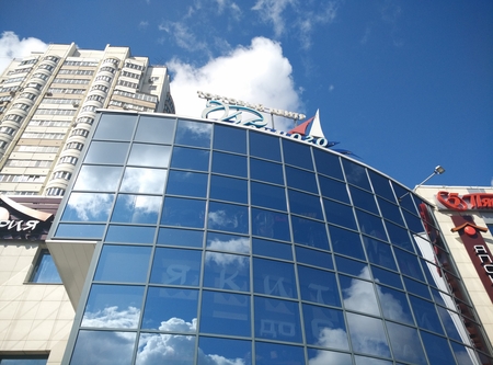 450x333  165 KB. Big one: 4208x3120  2197 KB