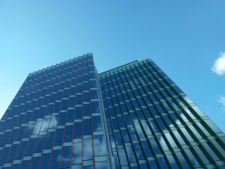 448x336  58 KB. Big one: 4608x3456  7077 KB