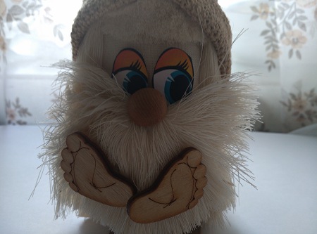 450x333  40 KB. Big one: 4208x3120  3500 KB