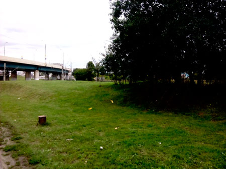 450x338  39 KB. Big one: 2560x1920  653 KB