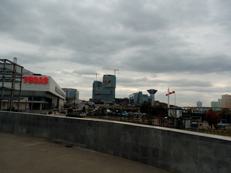 450x338  118 KB. Big one: 4160x3120  3554 KB