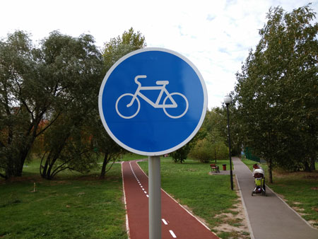 450x338  44 KB. Big one: 4160x3120  4147 KB