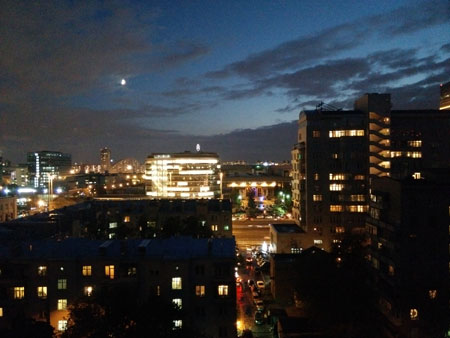 450x338  35 KB. Big one: 4160x3120  3108 KB