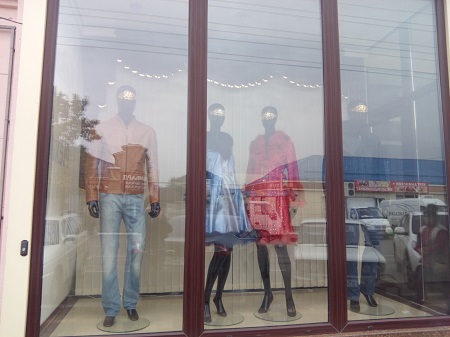 450x337  94 KB. Big one: 3264x2448  1146 KB