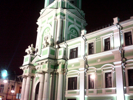 450x338  210 KB. Big one: 1600x1200  839 KB