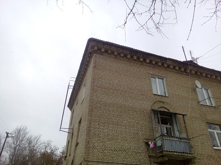 450x337  54 KB. Big one: 4160x3120  3688 KB