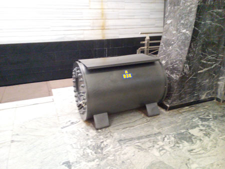 450x338  34 KB. Big one: 4160x3120  2029 KB