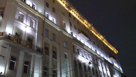 450x253  35 KB. Big one: 3840x2160  1355 KB