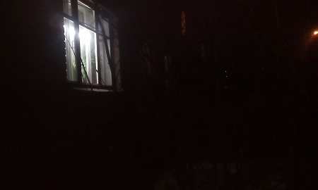 450x270  15 KB. Big one: 2880x1728  343 KB