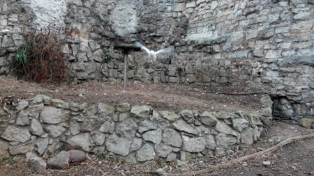 450x253  46 KB. Big one: 4608x2592  2687 KB