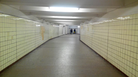 450x253  23 KB. Big one: 4608x2592  1508 KB