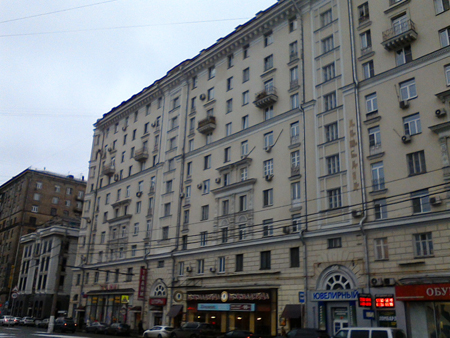 450x338  192 KB. Big one: 1600x1200  446 KB